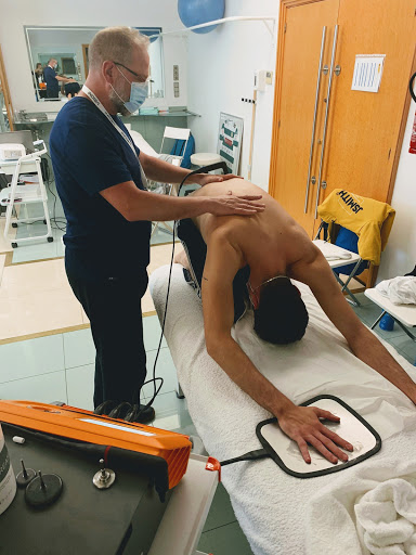 Agustí Giné Cot, Fisioterapeuta i osteòpata